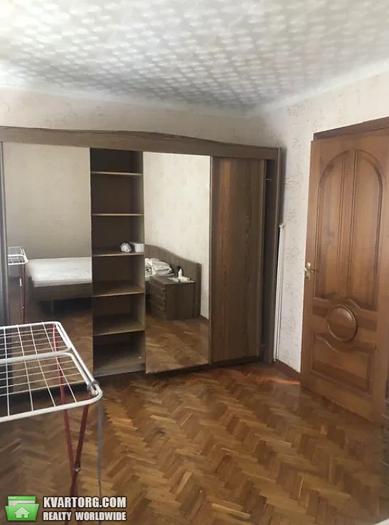 Rent out 2-room apartment. Киев,  Златоустовская — photo 2