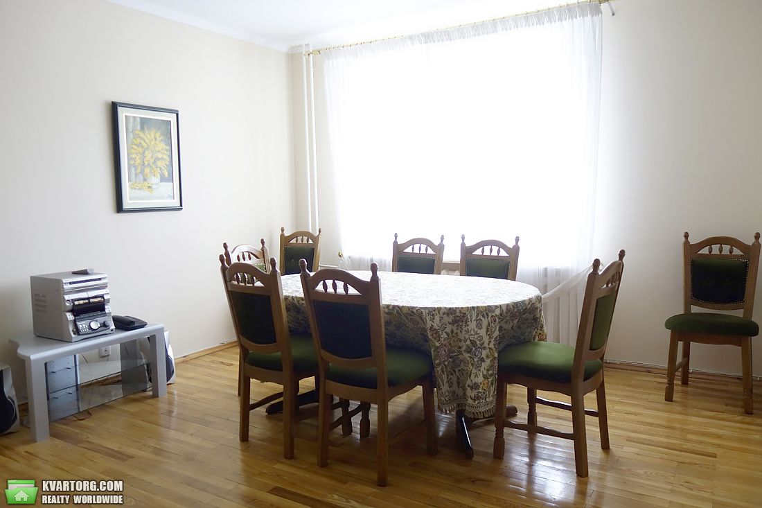 Rent out 3-room apartment. Киев,  Тургеневская — photo 5
