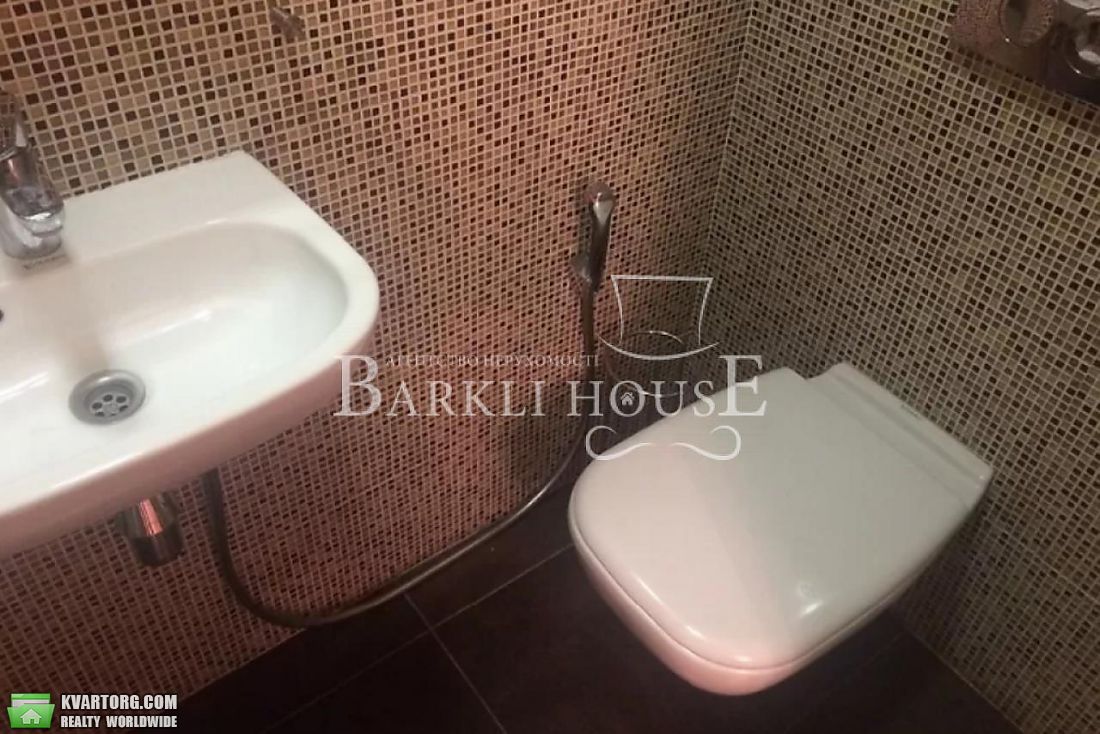 Rent out 3-room apartment. Киев, лобановского — photo 10