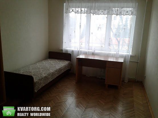 Sell 2-room apartment. Киев,  Дегтяревская — photo 3