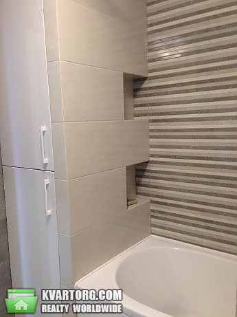 Rent out 2-room apartment. Киев,  Комарова — photo 10