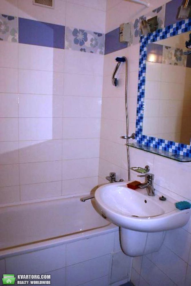 Rent out 2-room apartment. Киев, Пулюя ул. — photo 8