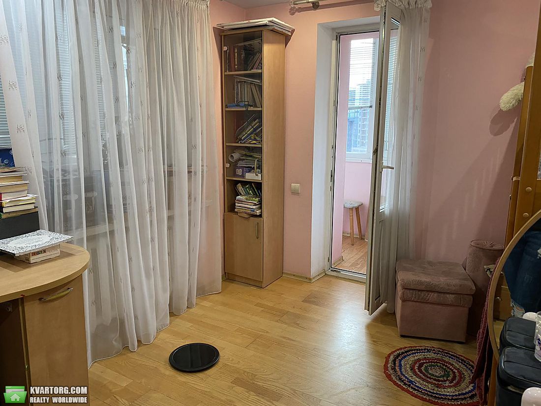 Sell 4-room apartment. Днепропетровск, Дзержинского — photo 9
