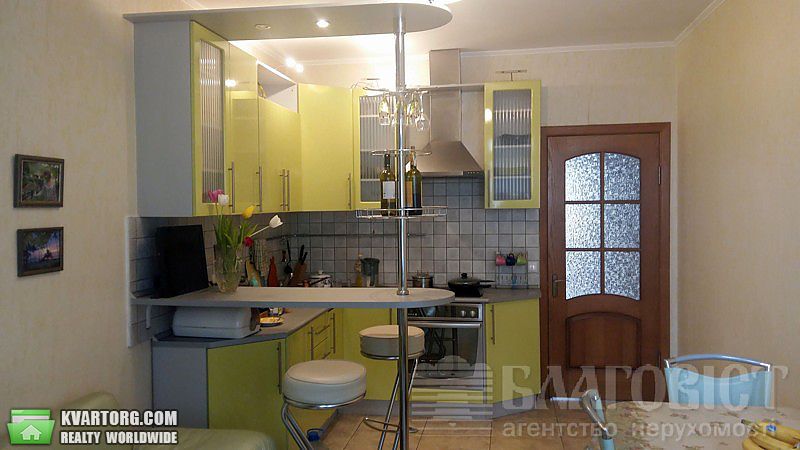 Sell 2-room apartment. Киев,  Ломоносова — photo 1