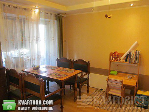 Sell 2-room apartment. Киев, Богомольца — photo 4