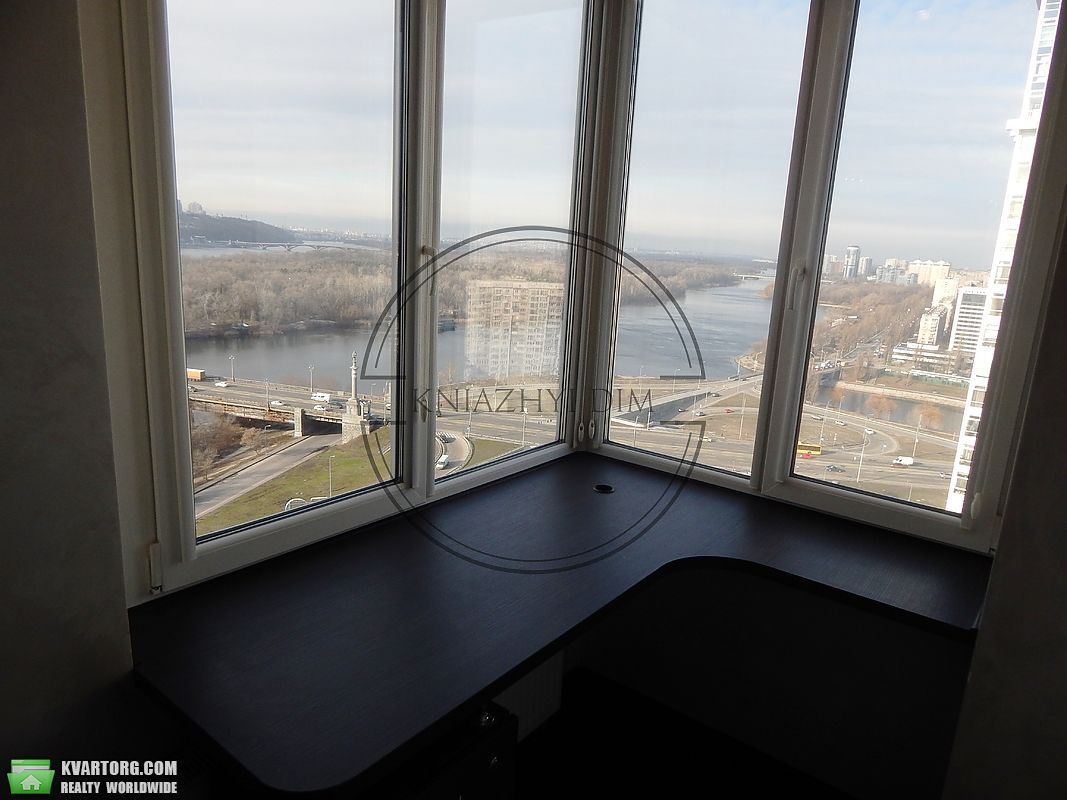 Rent out 4-room apartment. Киев,  Днепровская наб — photo 10