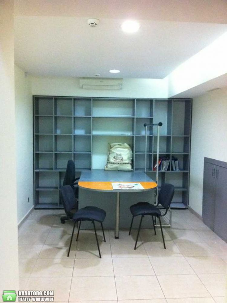 Rent out office. Киев,  Дмитриевская — photo 1