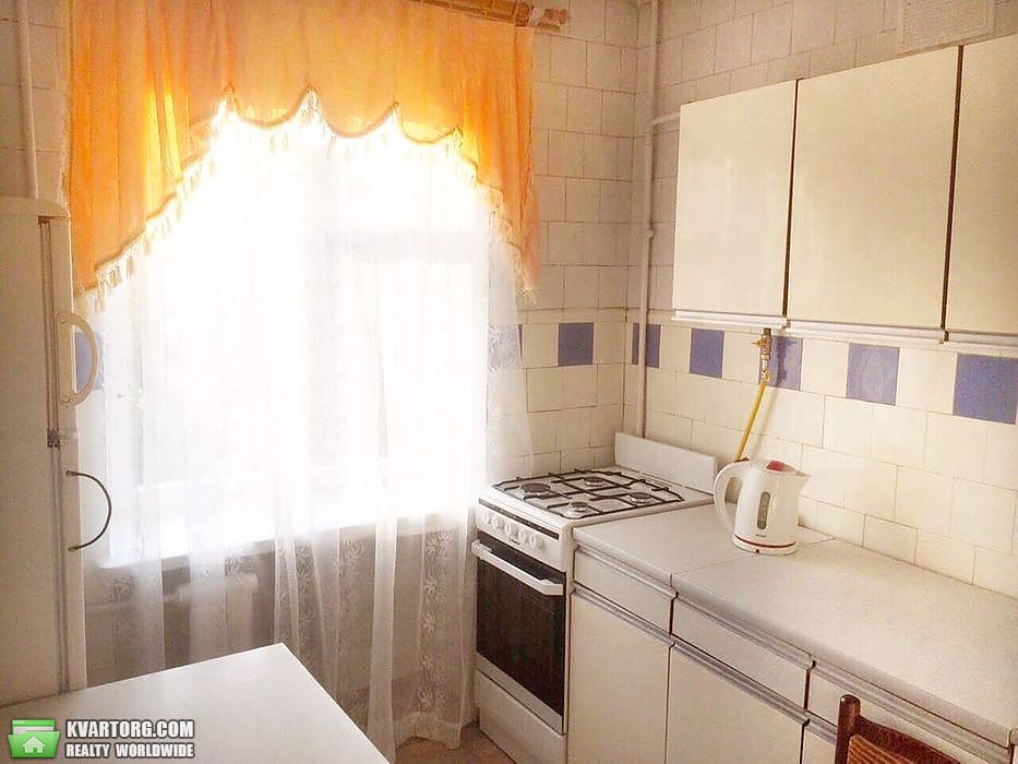 Rent out 2-room apartment. Львов, Яворницького — photo 2