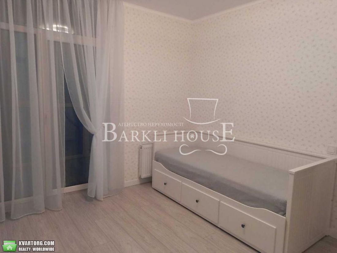 Rent out 3-room apartment. Киев,  Богдановская — photo 5