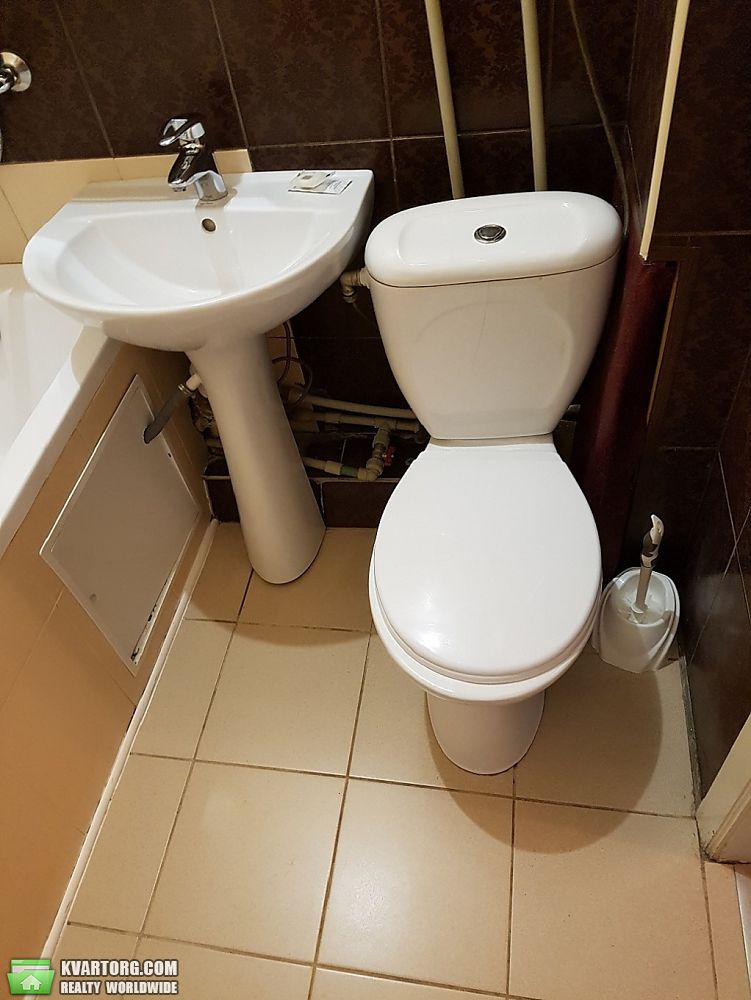 Rent out 1-room apartment. Киев,  Бассейная — photo 9