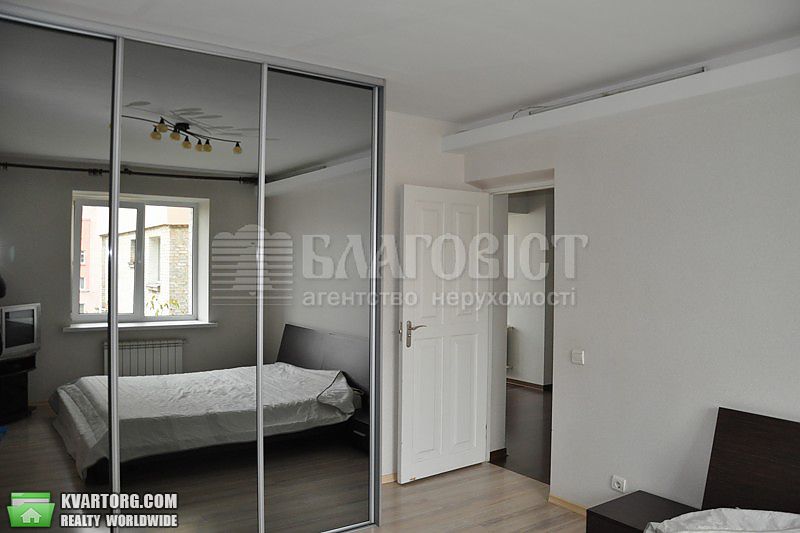 Rent out 2-room apartment. Киев,  Межигорская — photo 5