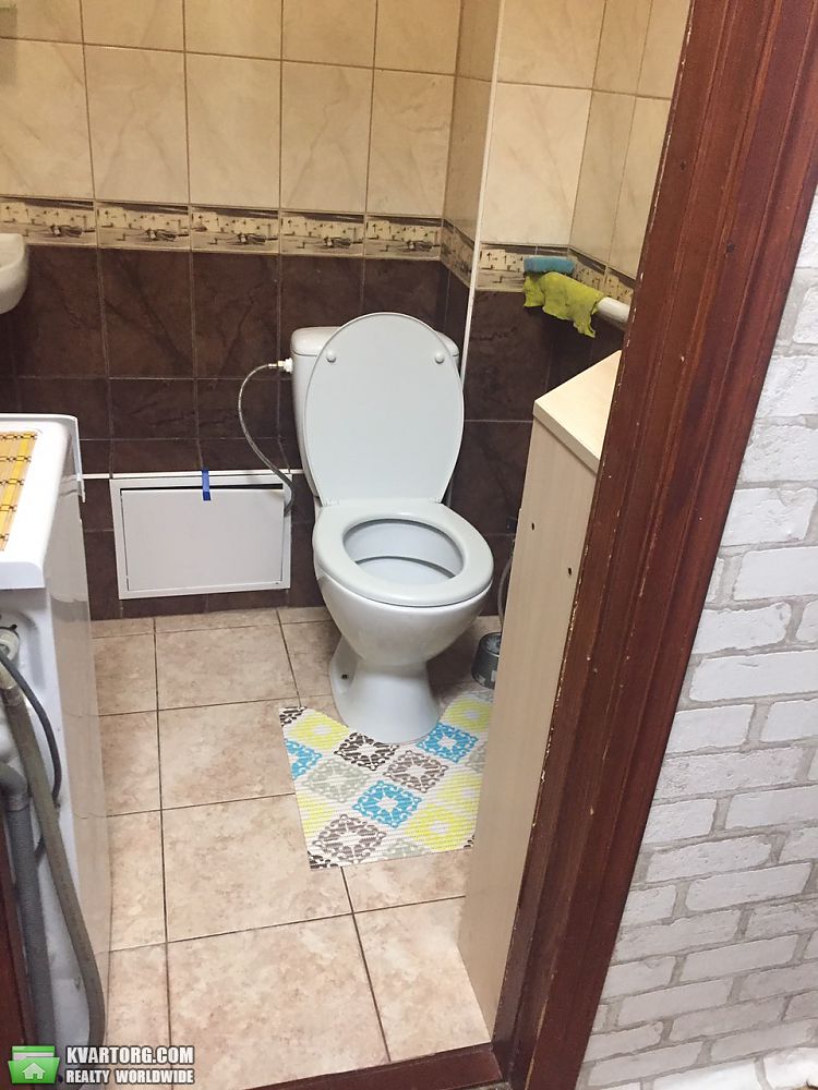 Rent out 1-room apartment. Киев,  Харьковское шоссе — photo 7