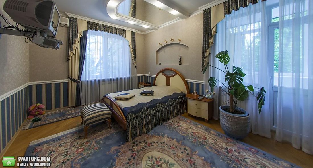 Rent out 3-room apartment. Киев, Коновальца — photo 6