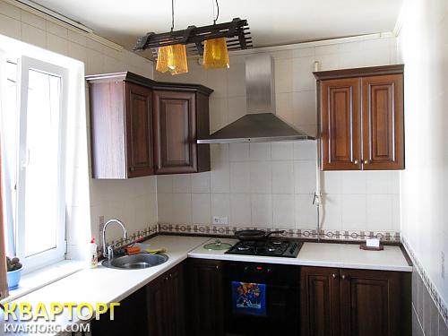 Rent out house. Киевская обл., Поселок — photo 1