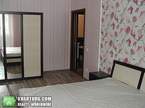 Rent out 2-room apartment. Киев,  Леси Украинки бул — photo 5