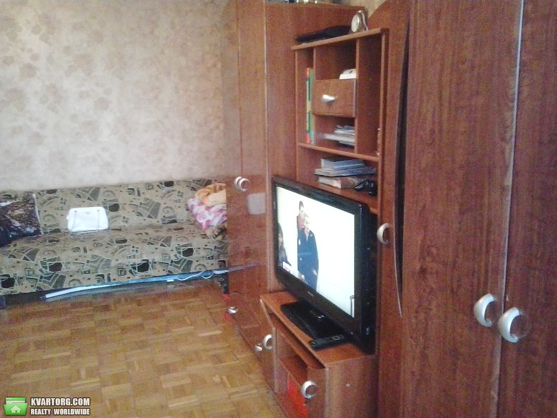 Rent out 1-room apartment. Киев,  Мельникова — photo 4
