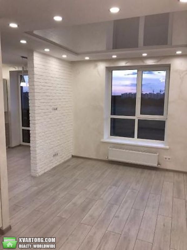 Sell 1-room apartment. Киев, Небесной Сотни — photo 1