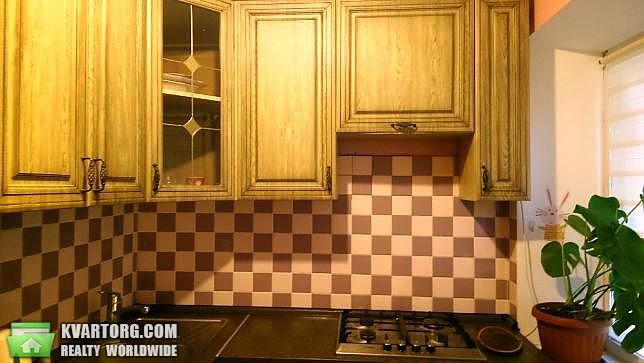 Sell 3-room apartment. Киев,  Метростроевская — photo 1