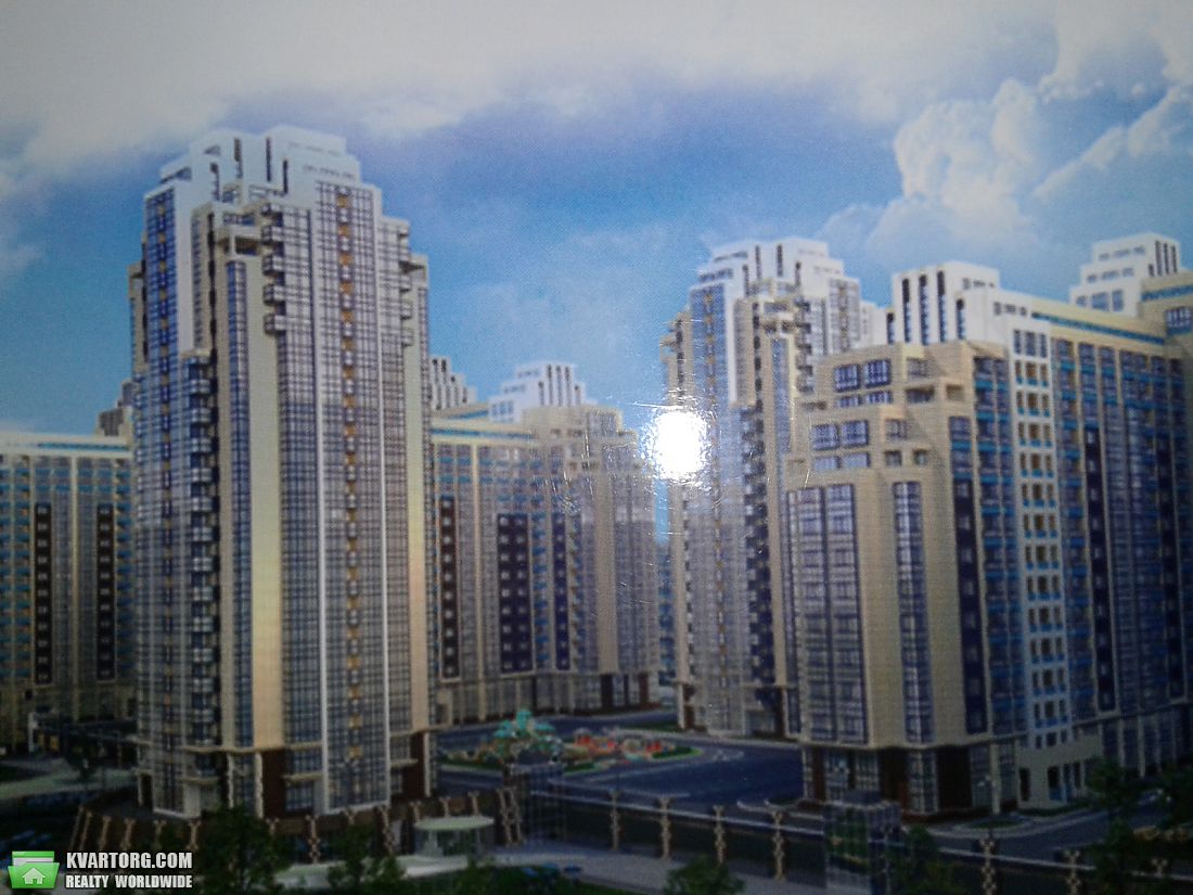 Sell 3-room apartment. Киев,  Ломоносова — photo 1