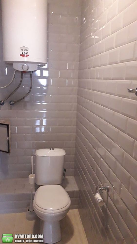 Rent out 2-room apartment. Киев, Кондрактюка — photo 8