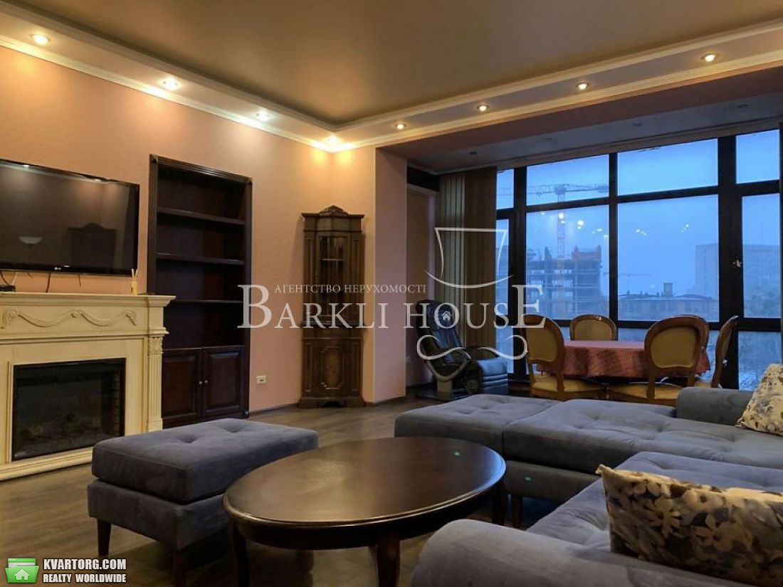 Rent out 3-room apartment. Киев,  Грушевского — photo 1