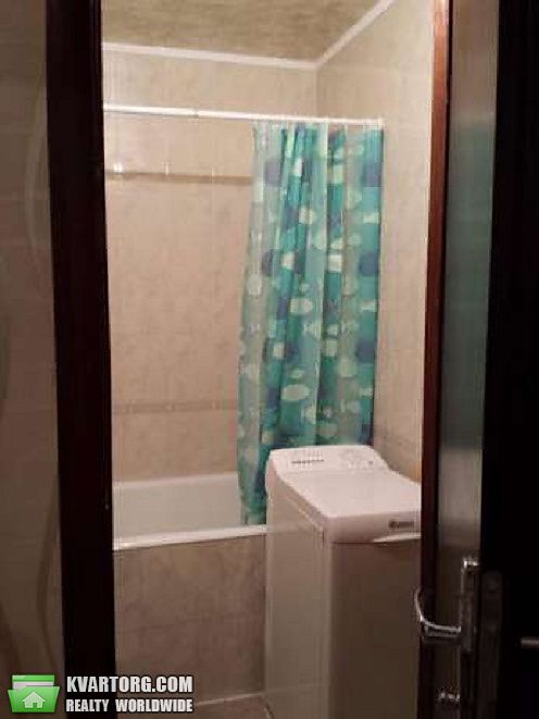 Sell 2-room apartment. Киев,  Срибнокильская — photo 10