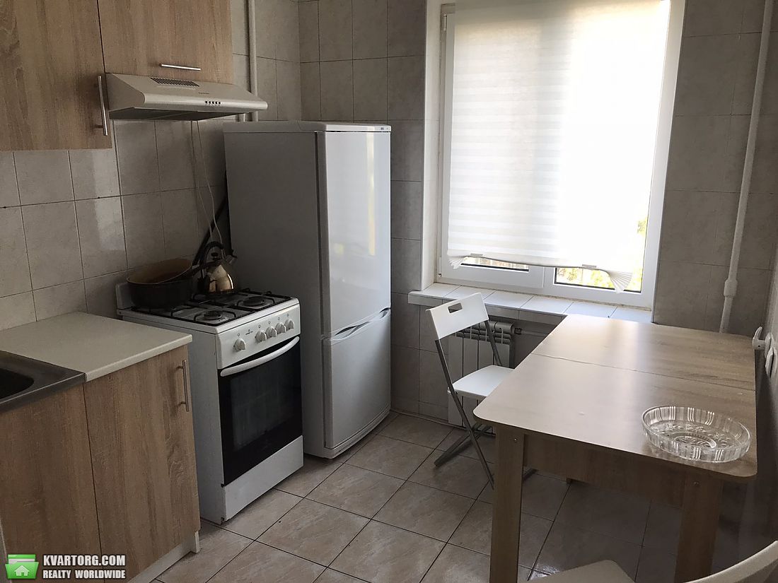 Rent out 1-room apartment. Киев, Демеевская — photo 4