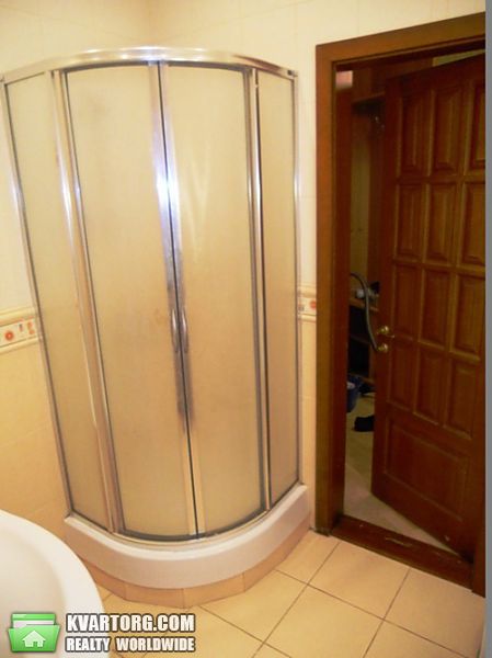 Rent out 1-room apartment. Киев, Героев Сталинграда пр — photo 6