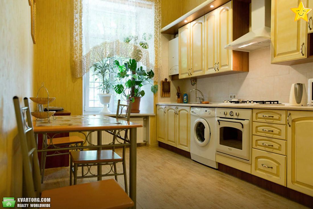 Rent out 1-room apartment. Одесса,  Софиевская — photo 1