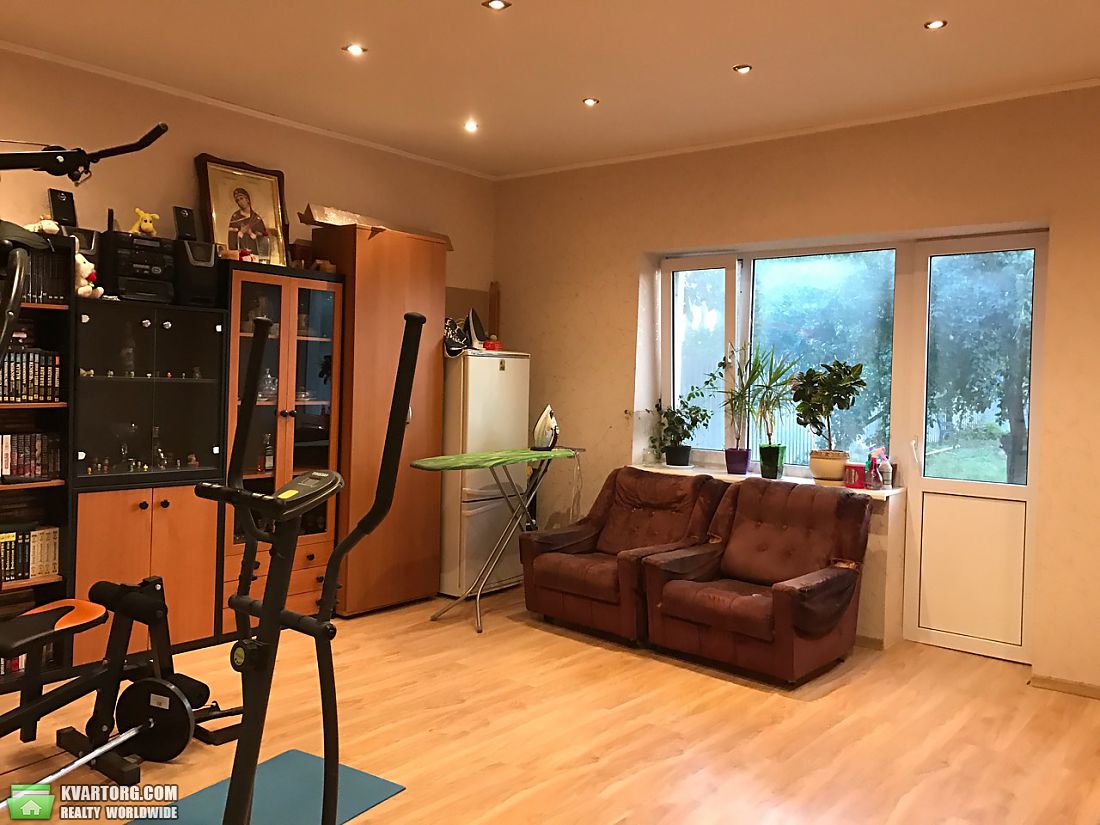 Sell house. Бровары, Красноармейская — photo 1