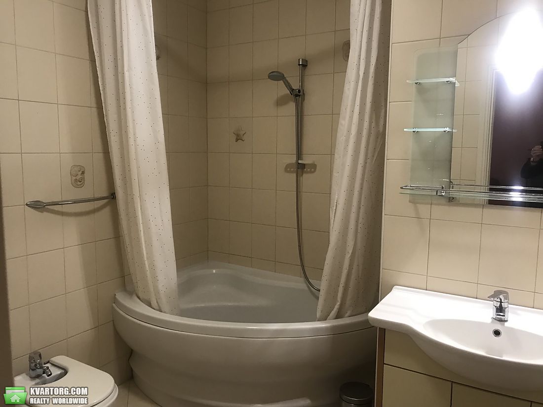 Rent out 2-room apartment. Киев,  Ярославов Вал — photo 7