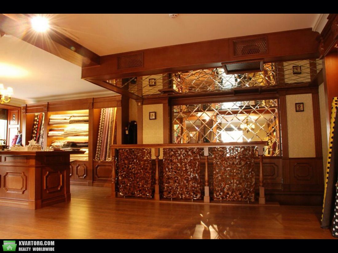 Rent out shop. Киев,  Большая Васильковская — photo 3