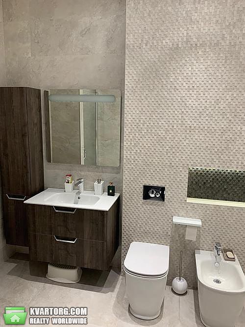 Rent out 2-room apartment. Киев,  Саксаганского — photo 9