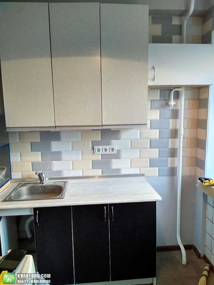 Rent out 2-room apartment. Киев,  Гусовского — photo 1