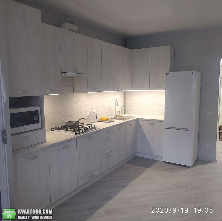 Rent out 1-room apartment. Львов,  Стрийская — photo 5