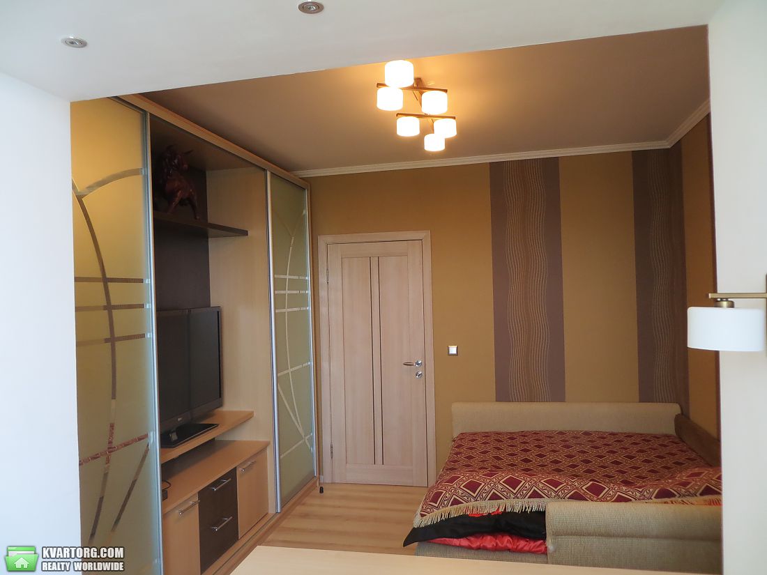 Sell 4-room apartment. Киев, Милославская — photo 7