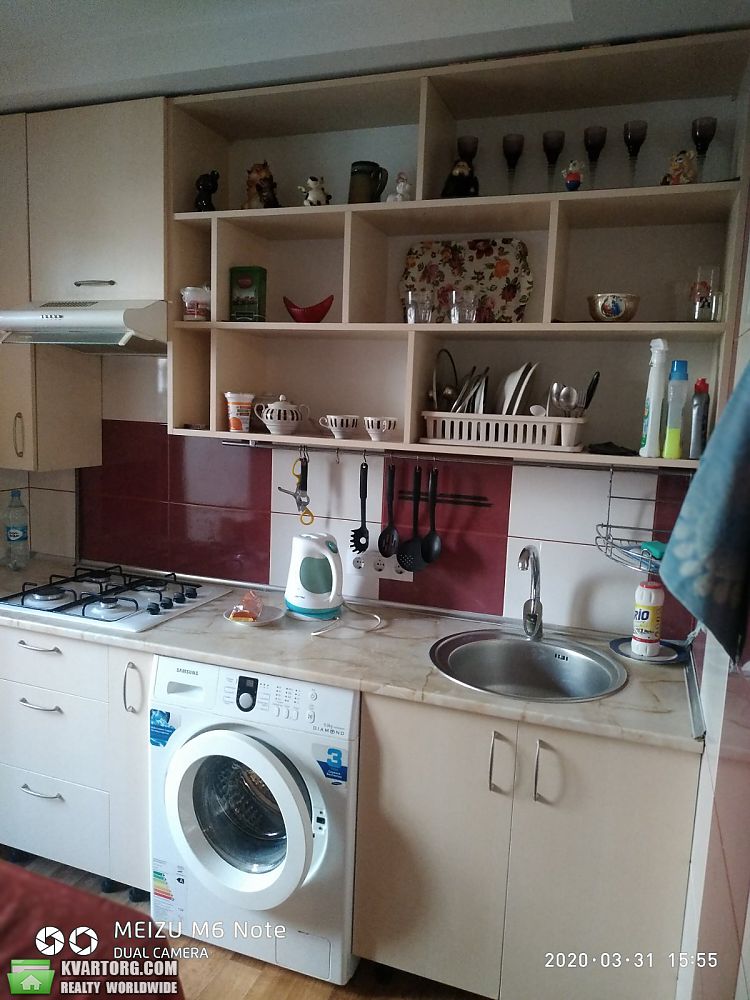 Rent out 1-room apartment. Киев,  Стуса — photo 1