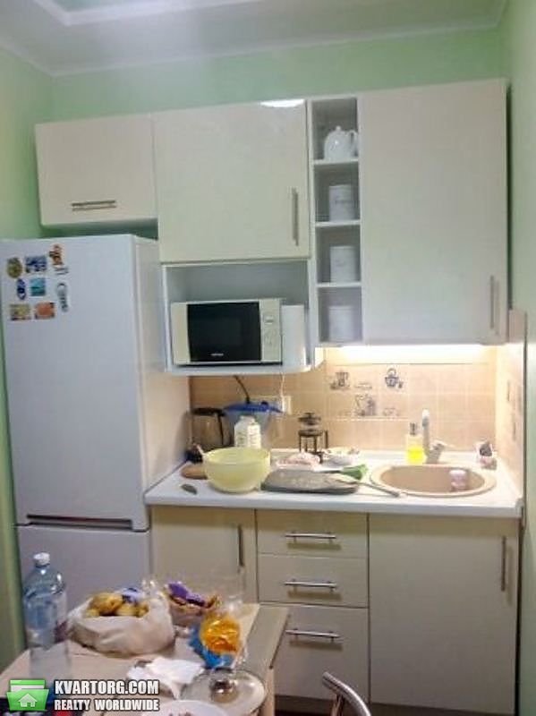 Sell 1-room apartment. Киев,  Олевская — photo 1