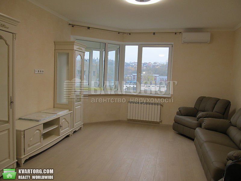 Sell 3-room apartment. Киев,  Гайдай — photo 1