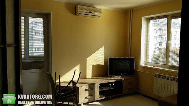 Sell 1-room apartment. Киев,  Молодогвардейская ул., — photo 1