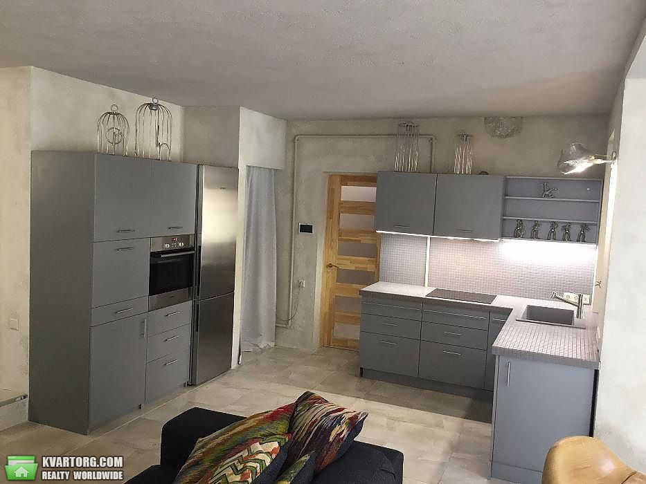Rent out house. Киев,  Богатырская — photo 8