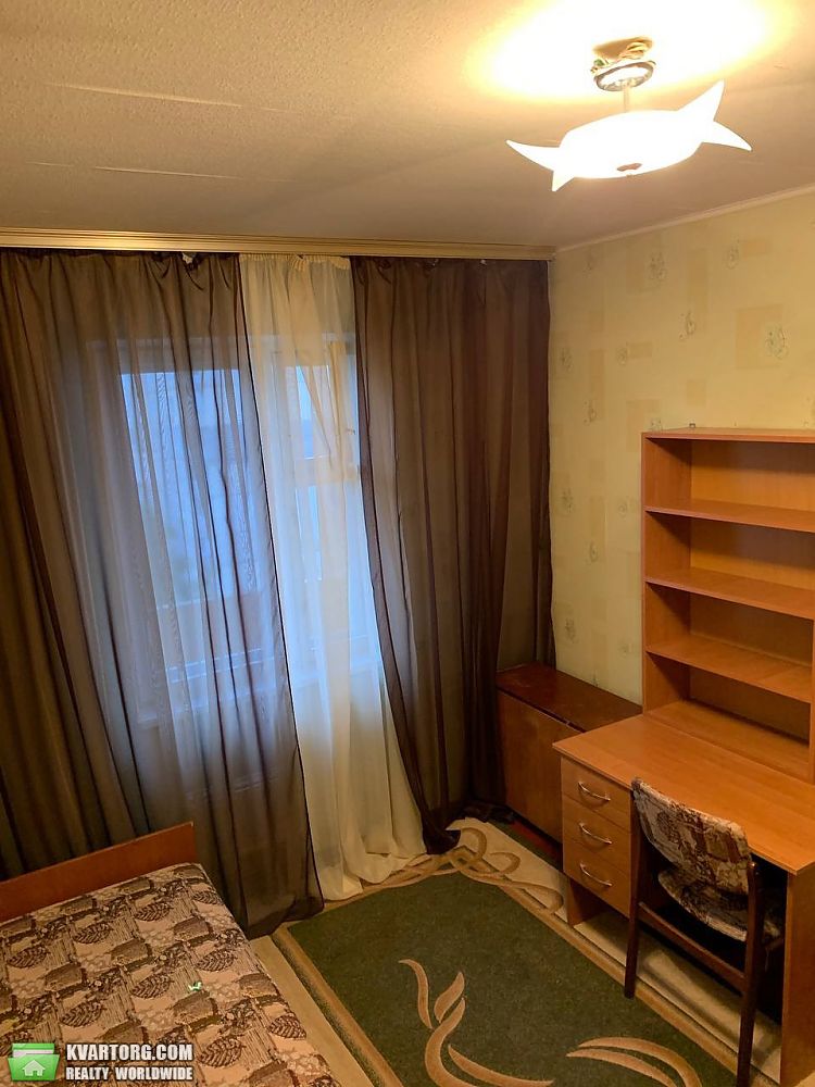 Rent out 2-room apartment. Киев,  Бережанская — photo 5