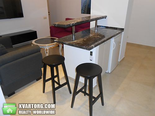 Rent out 2-room apartment. Киев, Леси Украинки бул — photo 8