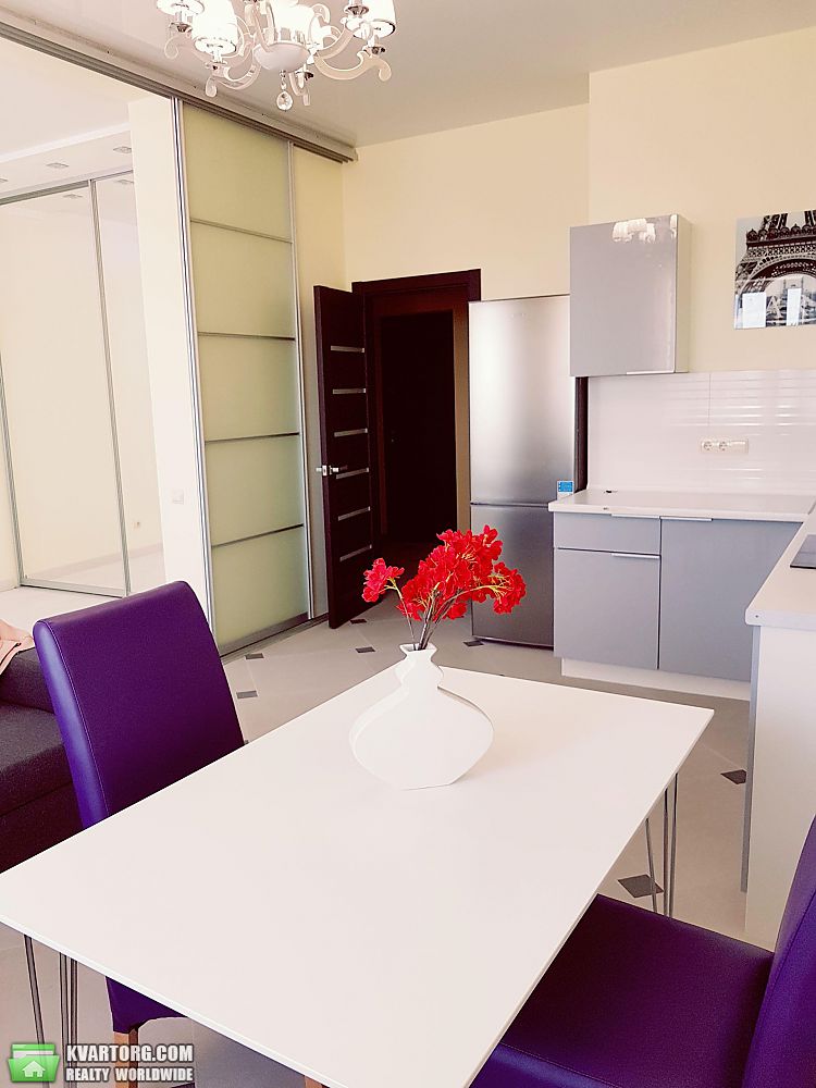 Rent out 1-room apartment. Киев,  Кондратюка — photo 2
