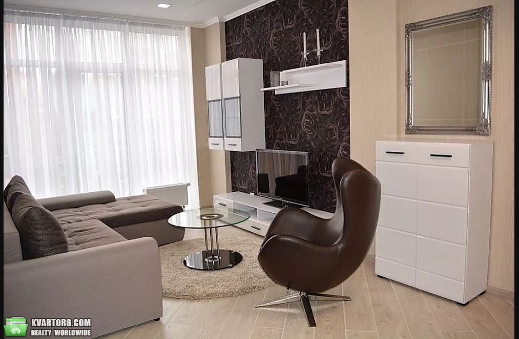 Rent out 2-room apartment. Киев, регенераторная — photo 1