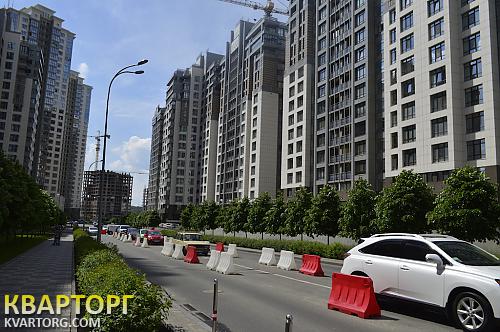 Sell 3-room apartment. Киев,  Драгомирова — photo 2