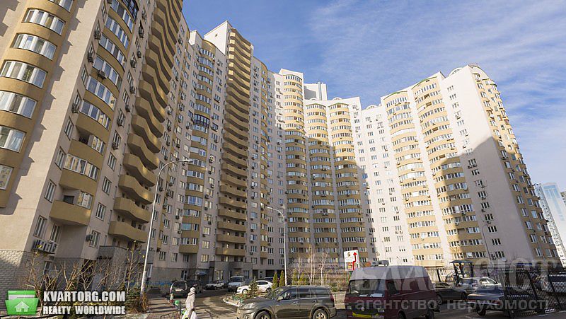 Sell 3-room apartment. Киев,  Днепровская наб — photo 1