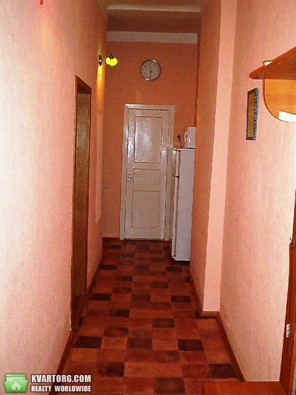 Sell 3-room apartment. Киев,  Бассейная — photo 1
