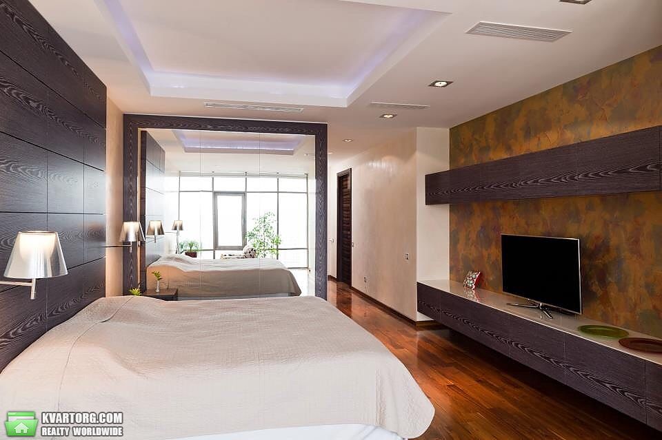 Rent out 3-room apartment. Киев,  Большая Васильковская — photo 4