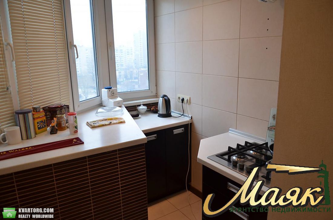 Sell 3-room apartment. Киев,  Михаила Драгоманова — photo 3